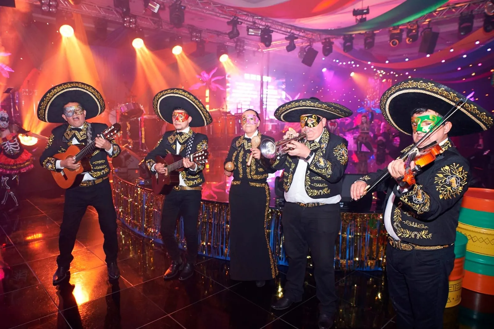 Mariachi Loco performing