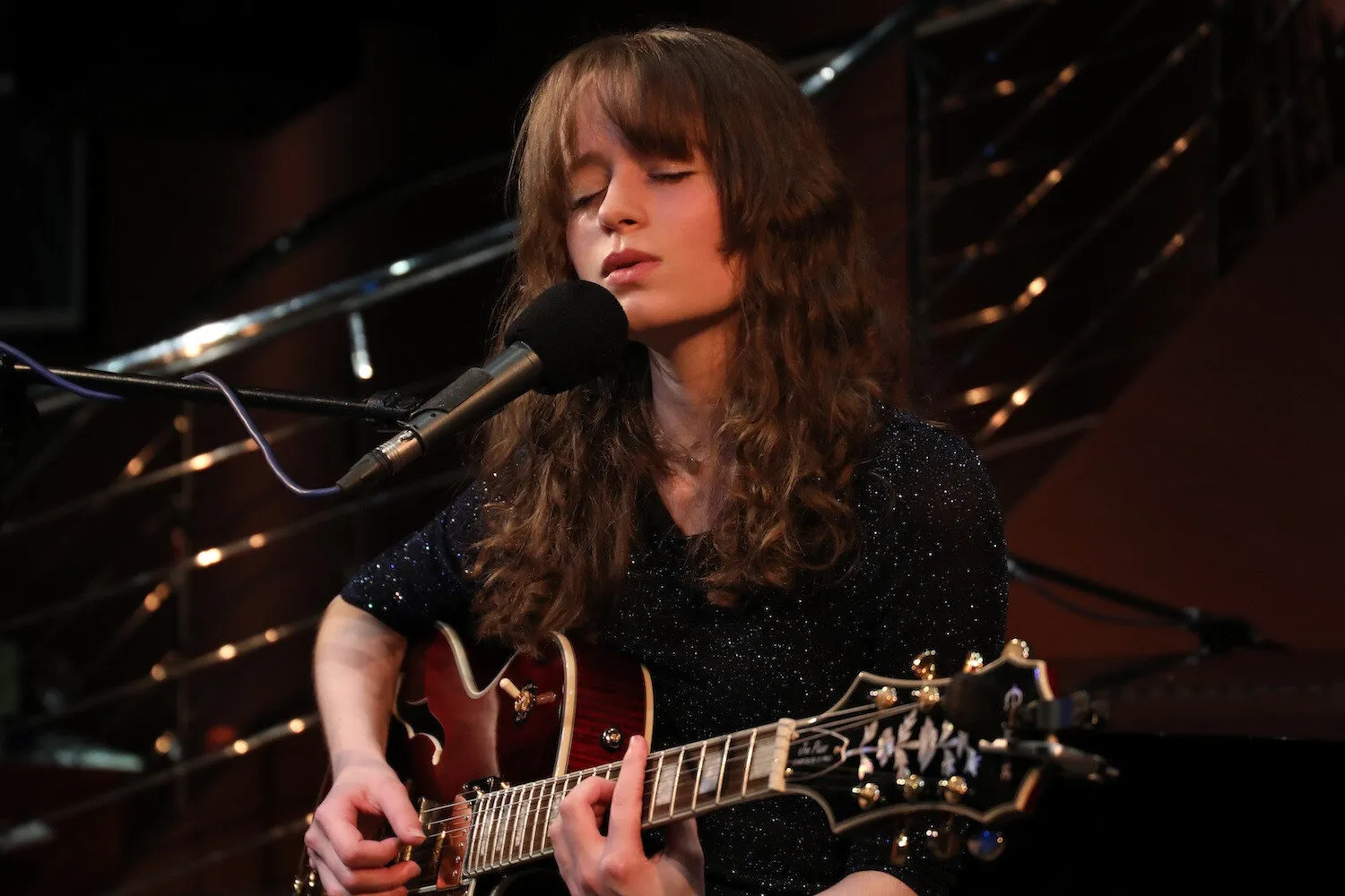 Sarah_Munro_Singer-Songwriter_Live_at_The_Pheasantry_1