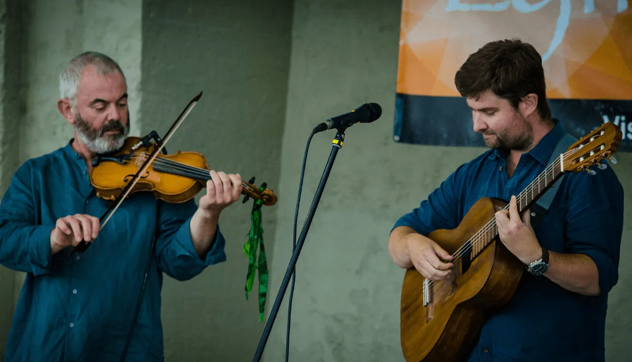 folk band 