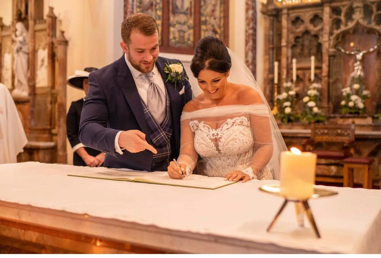 Amy and Cash: New Year, New Wedding!