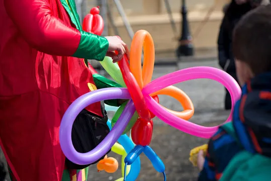 balloon artist