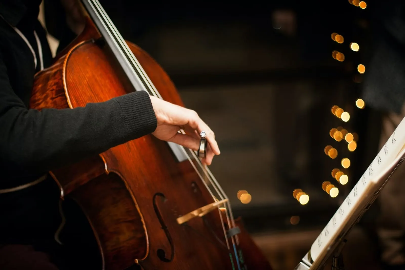 close up of cellist