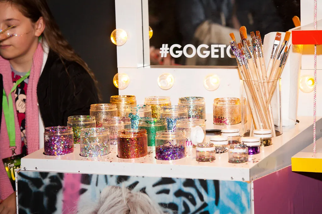 glitter bar