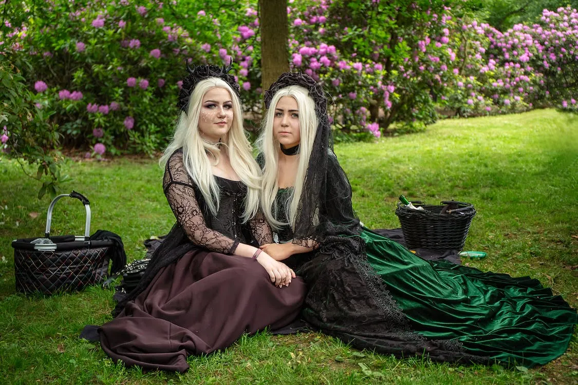 Halloween witches 