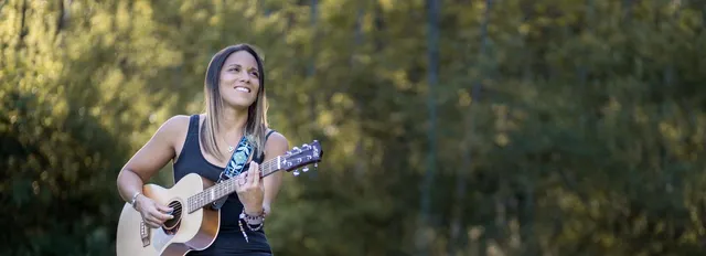 What I Learnt from 6 months of Personalised Music Messages: with Bethany Jane