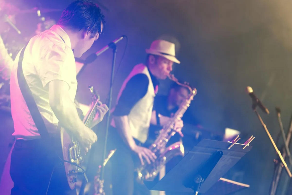Live Music Ideas for Christmas Party