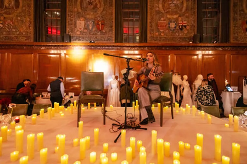 How much does it cost to hire a wedding singer?