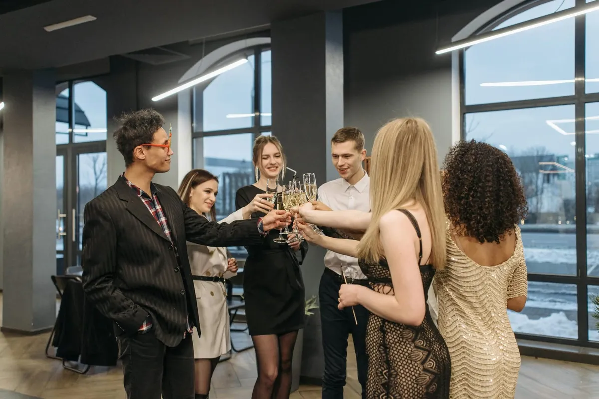 The Perfect Running Order for Christmas Parties