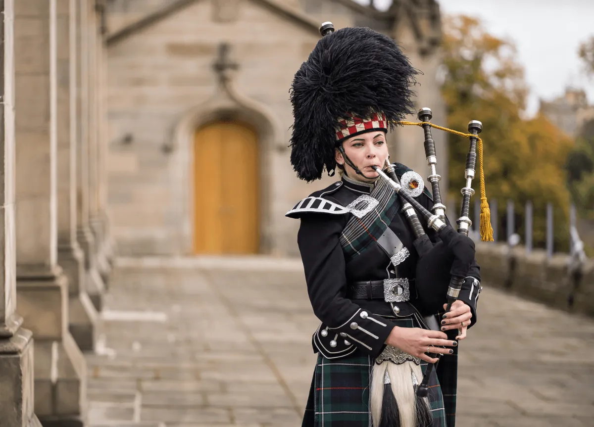 Ultimate Guide to Hiring a Bagpiper for Burns Night