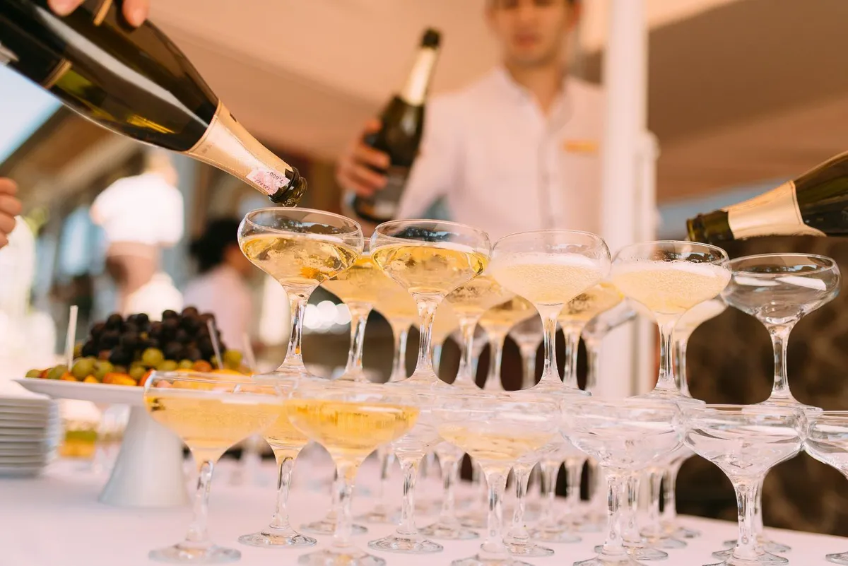 Top 10 Music Ideas for a Wedding Drinks Reception