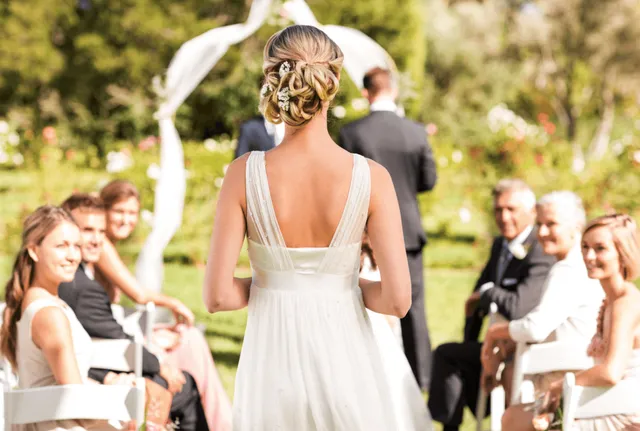 bride-entrance