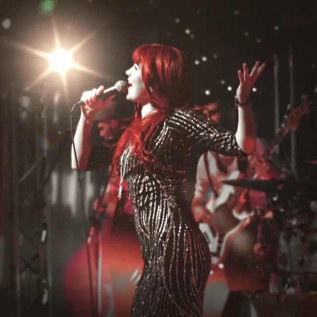 Top 10 Songs for a Christmas Wedding