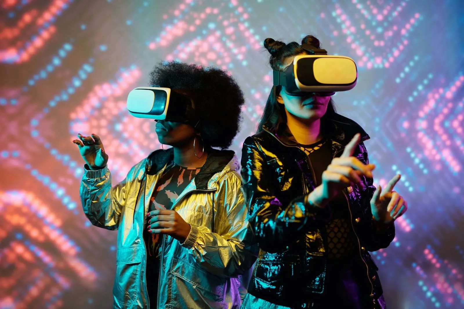 virtual reality gamers