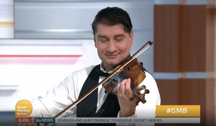 Cristinel serenaded Piers and Susanna during their Love Island Good Morning Britain special!